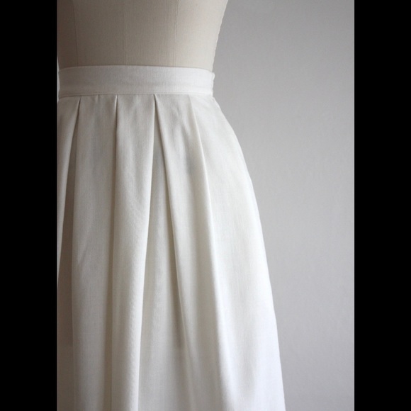 Vintage white pleated midi skirt - Picture 5 of 7